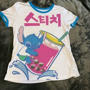 Stitch graphic size XL shirt